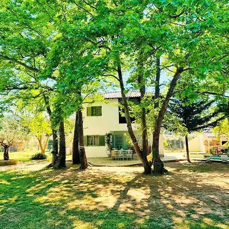 La Maison Des * Βουρβουρού