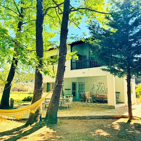 La Maison Des