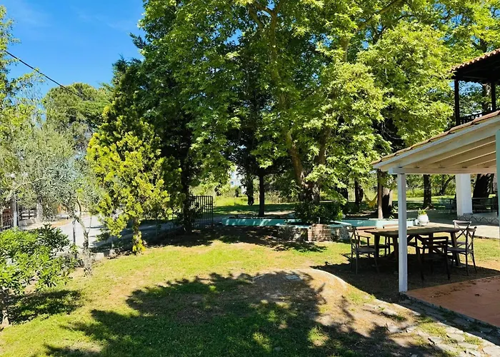 Сasa de vacaciones La Maison Des *