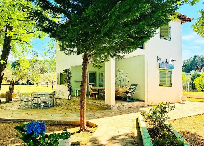 La Maison Des Vourvourou